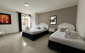 Hotel Suite Santa Rosa